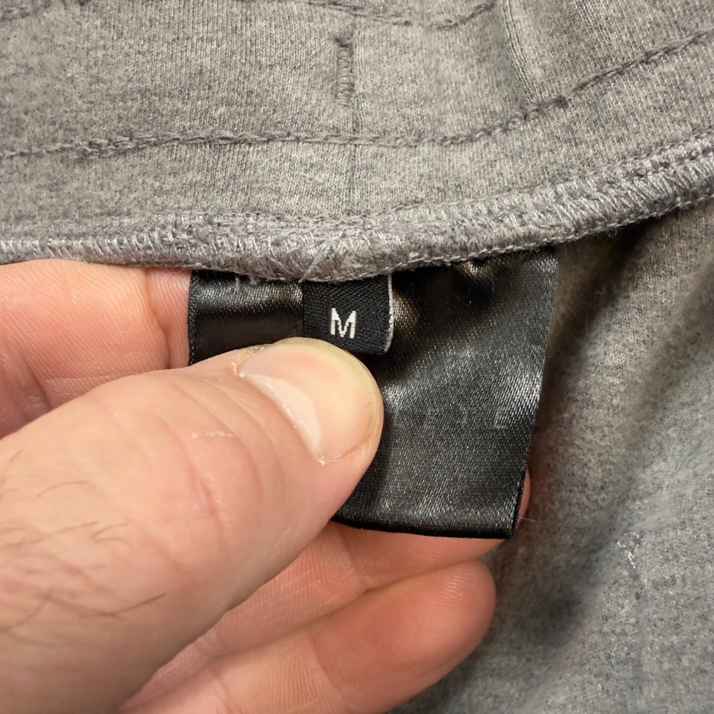 Alphalete Mens Tapered Joggers Gray Athletic Gym Sweatpants Size M Zip Pockets - Picture 3 of 9